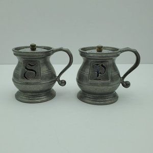 Wilton Armetale Pewter Plough Tavern Salt and Pepper Shakers Colonial Pot Belly